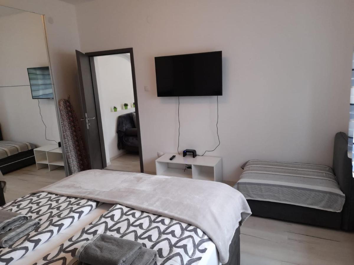 ווליקה גוריצה Ke-To Zagreb Airport Rooms מראה חיצוני תמונה