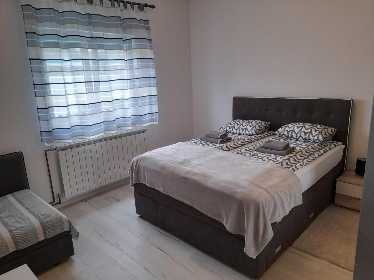 ווליקה גוריצה Ke-To Zagreb Airport Rooms מראה חיצוני תמונה