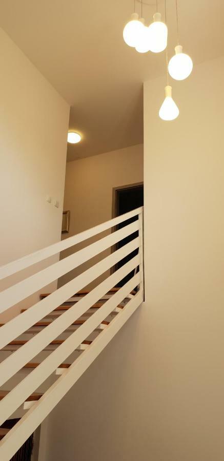 ווליקה גוריצה Ke-To Zagreb Airport Rooms מראה חיצוני תמונה